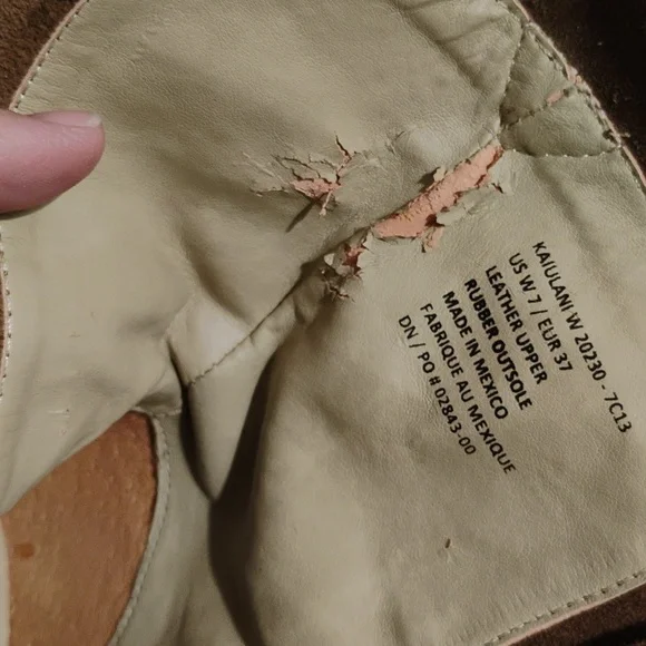 Olukai Kalulani Boot Seal Brown Mustang Distressed Boots Sz.7 Gently Worn - Picture 15 of 16